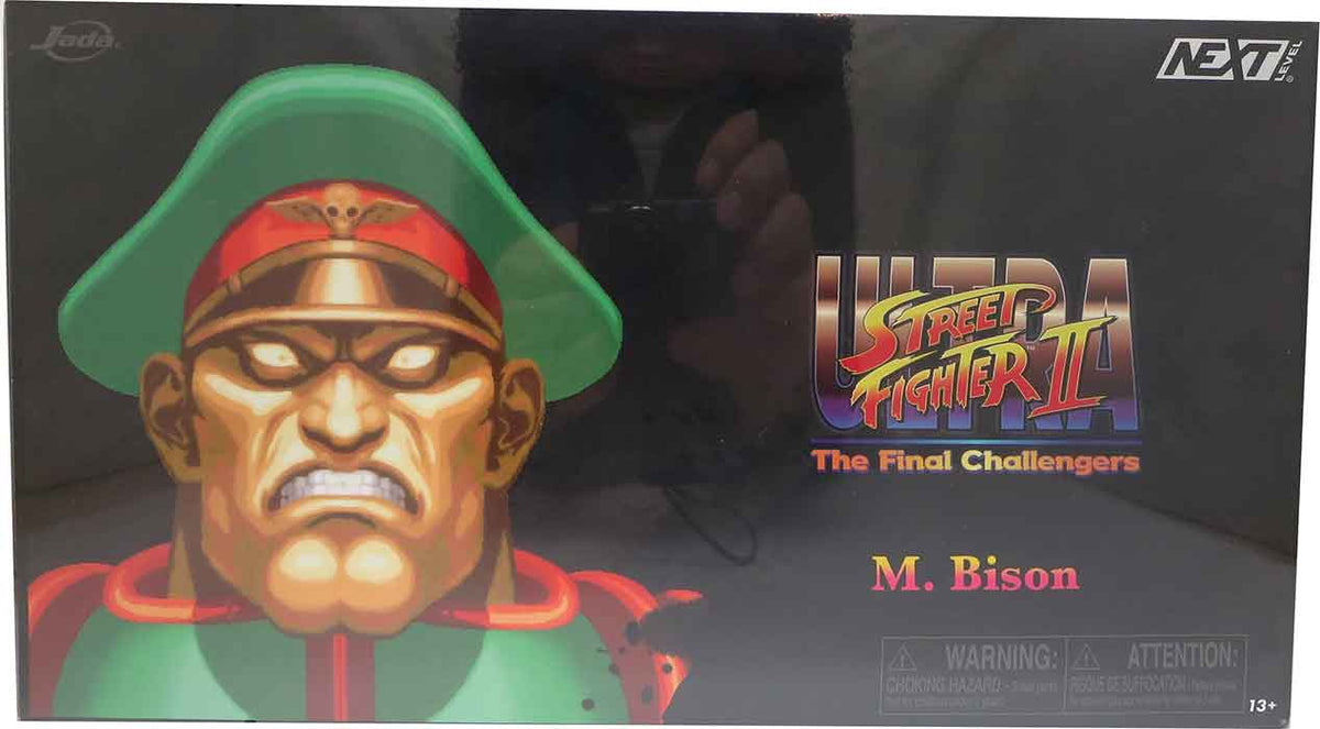 Street Fighter 2 The Final Challengers 6 Inch Action Figure Deluxe Exclusive - M. Bison SDCC
